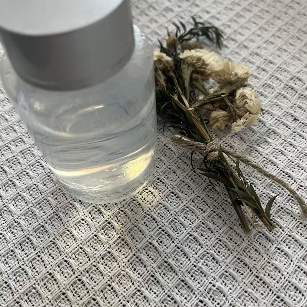 �{�������Xˮ��ɢҺ �̺�20 20nm 50nm